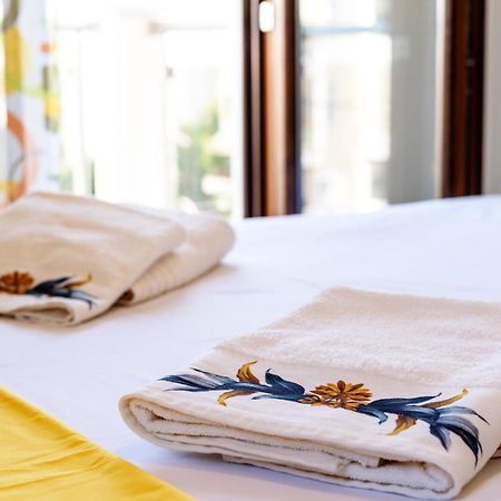 Luxury And Sunny Apartment 250 Mts From The Beach!! Peraía Buitenkant foto
