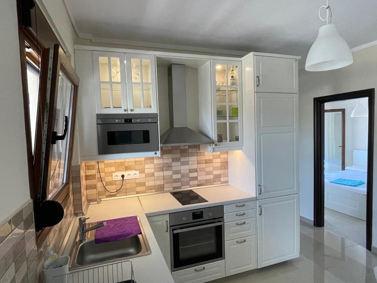 Luxury And Sunny Apartment 250 Mts From The Beach!! Peraía Buitenkant foto