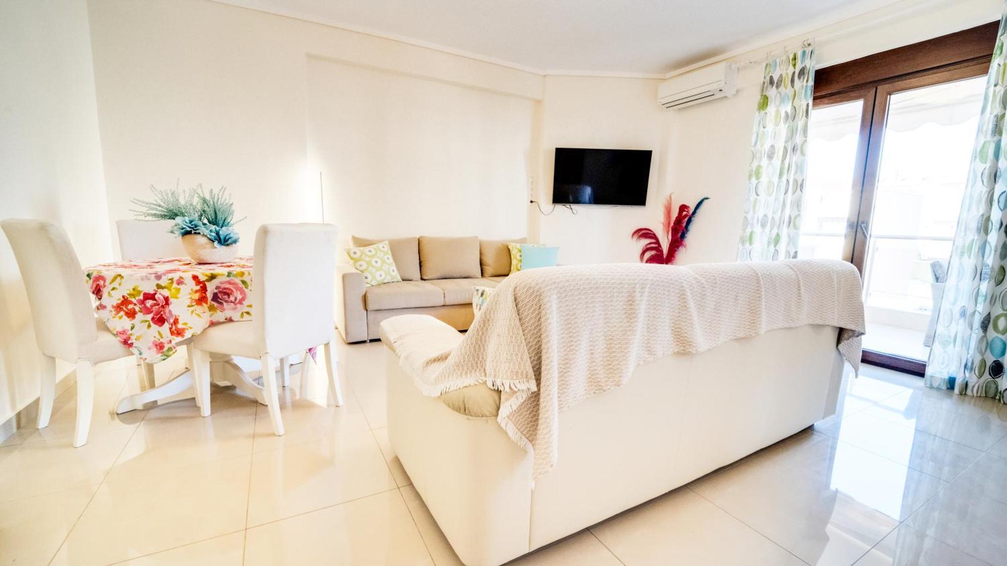 Luxury And Sunny Apartment 250 Mts From The Beach!! Peraía Buitenkant foto