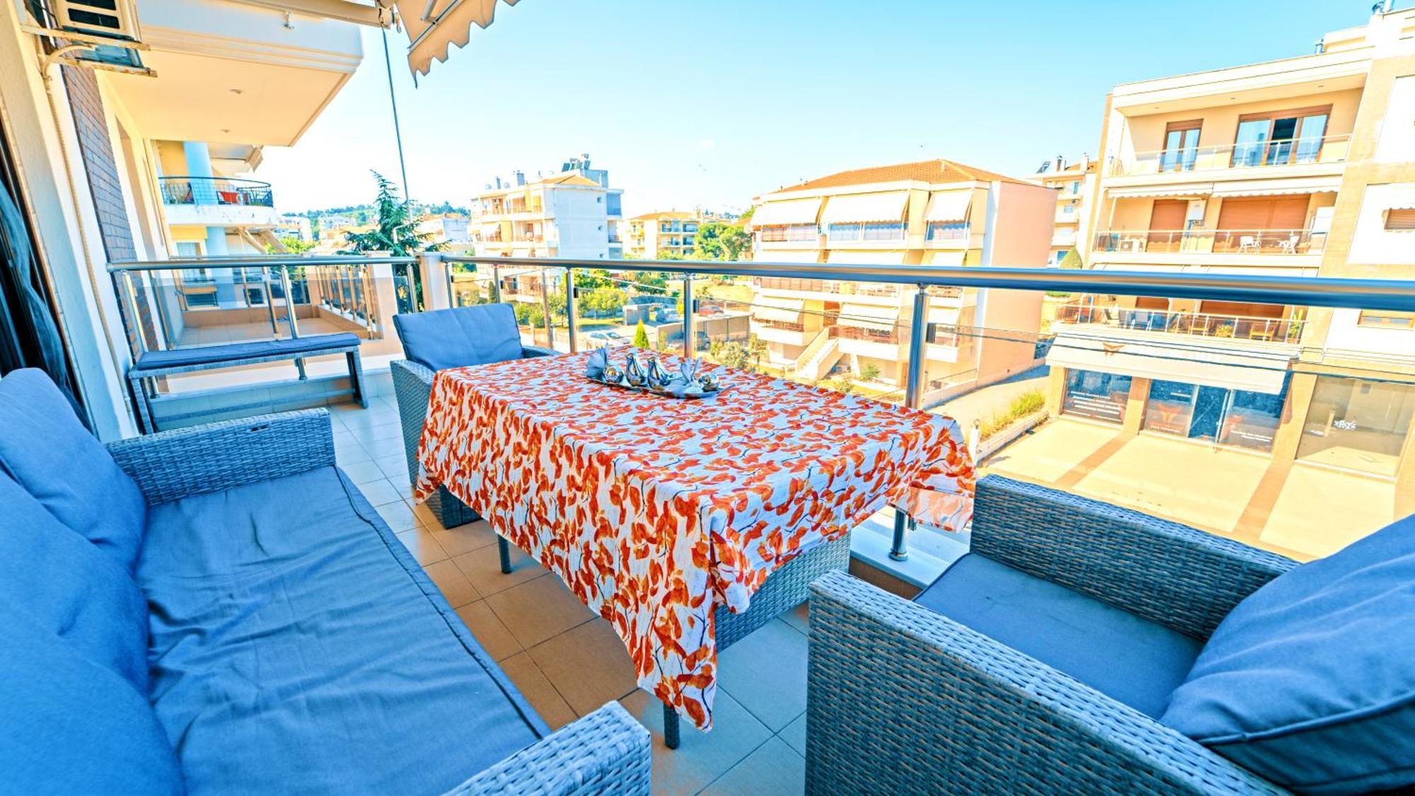 Luxury And Sunny Apartment 250 Mts From The Beach!! Peraía Buitenkant foto